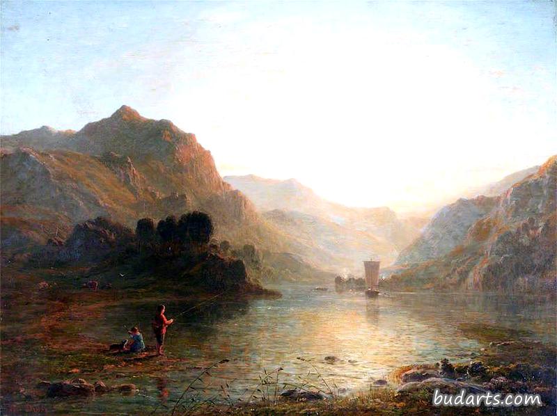 一个男孩钓鱼的湖山场景