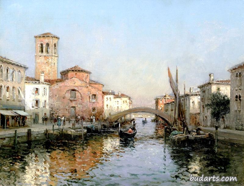繁忙的运河景色，威尼斯