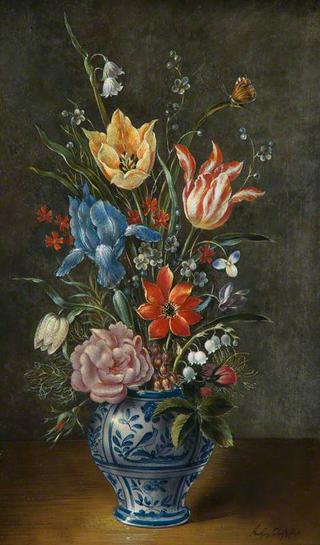 德尔夫特花瓶里的春花：山谷里的鸢尾、玫瑰和百合
