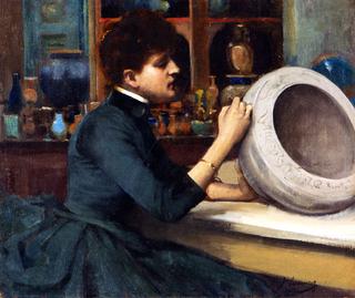 格拉斯哥国际画展上的一位妇女在画一个壶