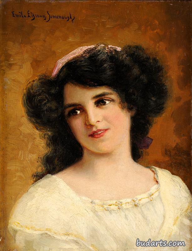 黑发美女