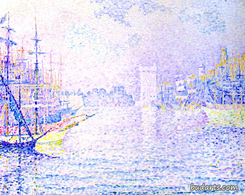 马赛港，晨雾