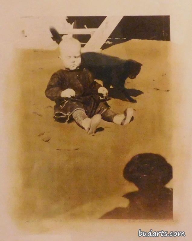 R、 公元1923年