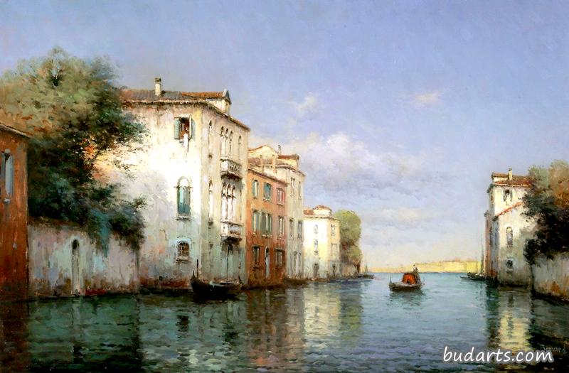 威尼斯运河上的金光