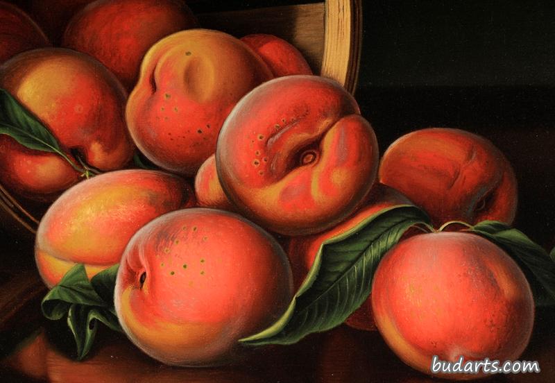 带桃篮子的桌面静物画