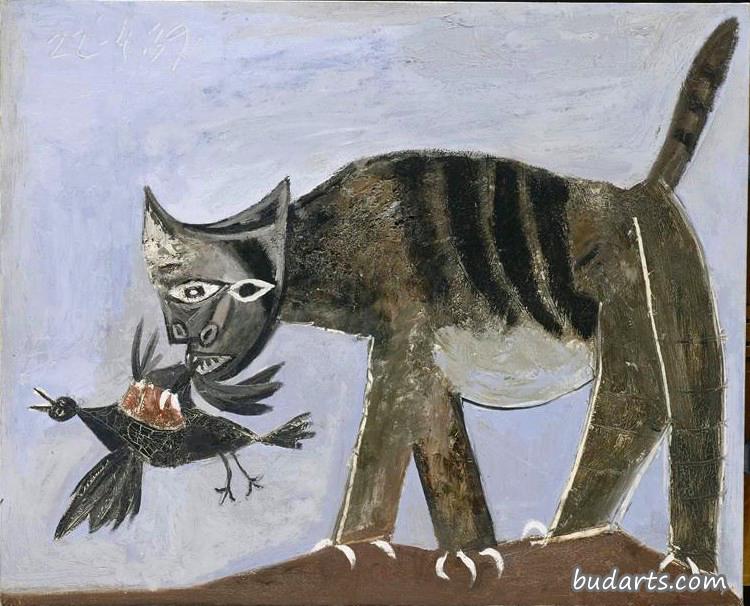 抓住鸟的猫