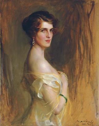 Viscountess Chaplin, née the Hon. Gwladys Wilson