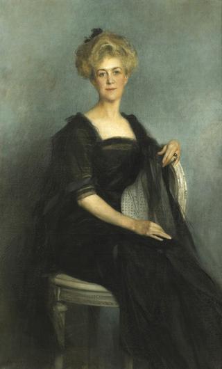 Portrait of Mrs. William K. Vanderbilt