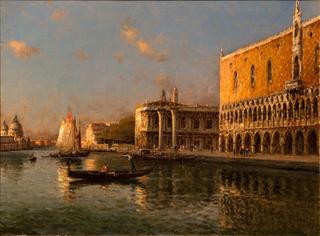 Sunset view of the Doges Palace, Venice