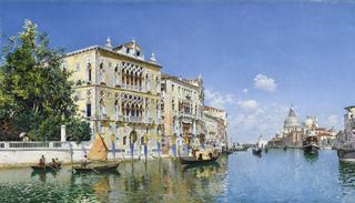 View of the Grand Canal with the Palazzo Cavalli-Franchetti