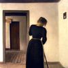 里面有个年轻女人打扫